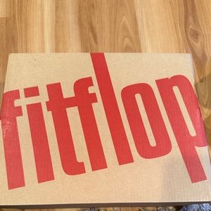 Womens Fitflop Bria Buckle leather bootie. Tan 6.5 New in box. Made for Comfort